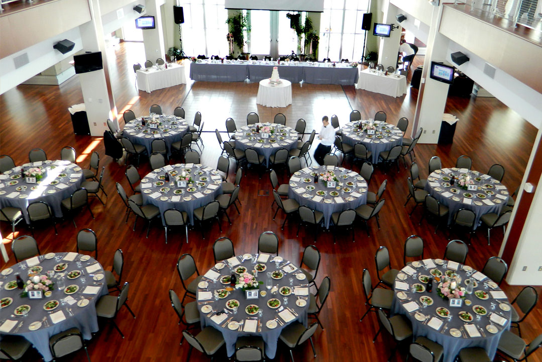 Read more about the article Benefits Of Catering Companies At Corporate Events