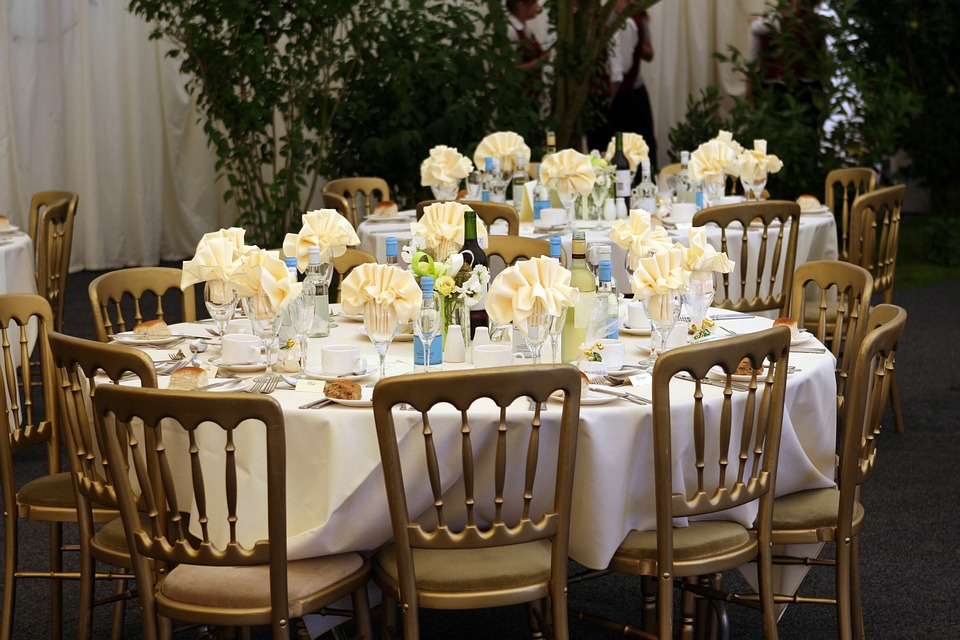 You are currently viewing Things to Remember When Picking Wedding Reception Style