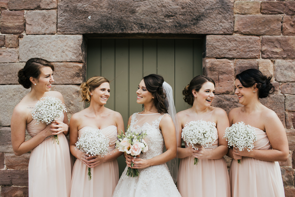 You are currently viewing A Comprehensive Guide to Being a Bridesmaid